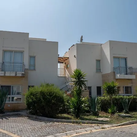 Sunset Sea And Mountain View 3 Bed 2 Bathroom Ground Floor Appartement *
