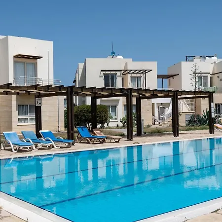 Sunset Sea And Mountain View 3 Bed 2 Bathroom Ground Floor * Esentepe